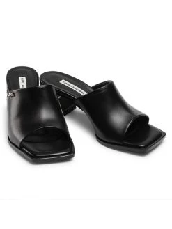 KARL LAGERFELD Γυναίκες Παντόφλες KL30600 Μαύρο Μαύρο 10 KARL LAGERFELD Γυναίκες Παντόφλες KL30600 Μαύρο Μαύρο -KARL LAGERFELD Κατάστημα unnamed file 4222