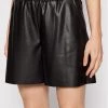 KARL LAGERFELD Γυναίκες Δερμάτινα Σορτς Σορτς δερμάτινα 221W1008 Μαύρο Regular Fit Μαύρο